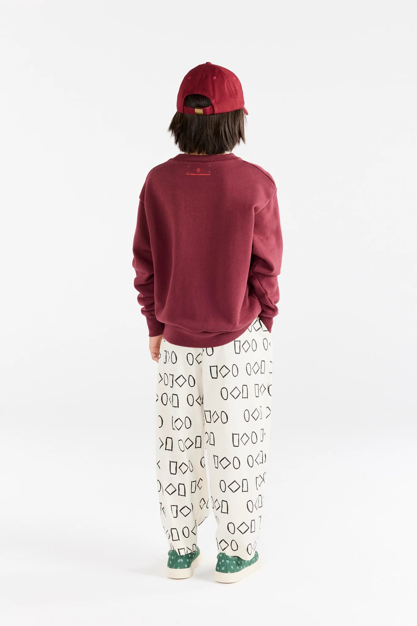 The Animals Observatory Hearts Browned Garnet Bear Sweatshirt
