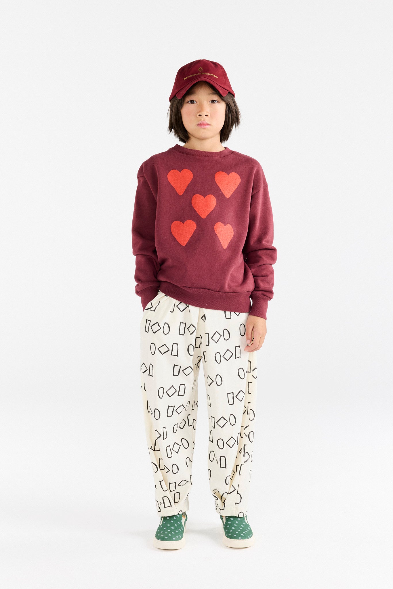 The Animals Observatory Hearts Browned Garnet Bear Sweatshirt